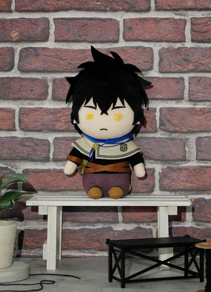 Black Clover - Yuno Sitting Pose Plush 6"H - Great Eastern Entertainment