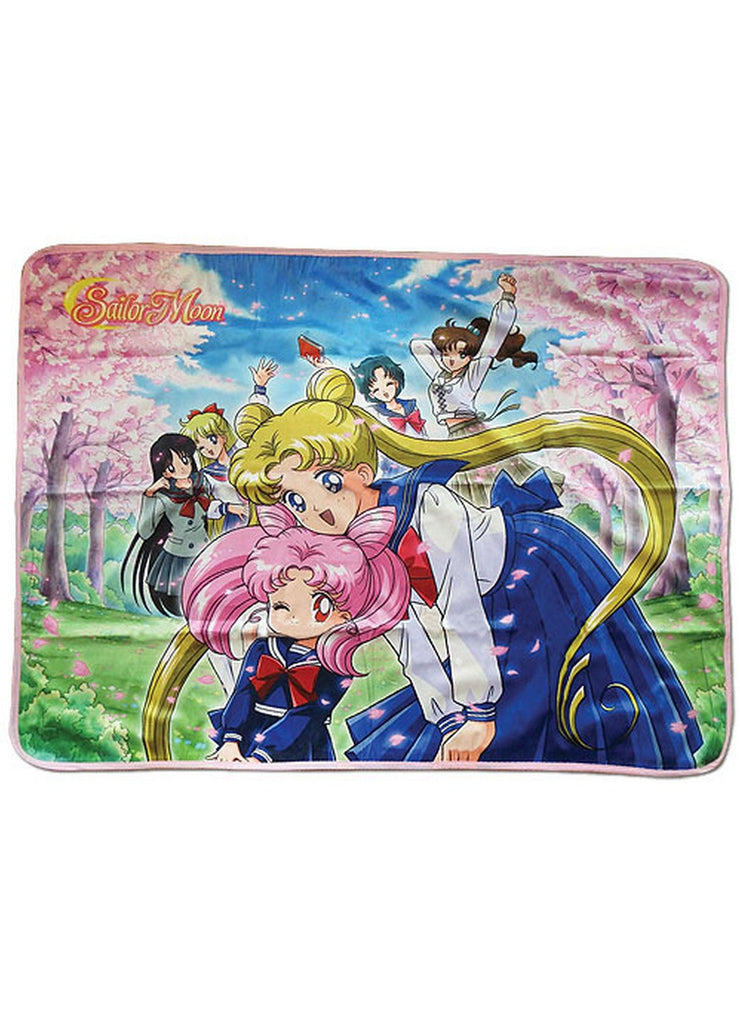 Sailor Moon R- Usagi Group Sublimation Throw Blanket