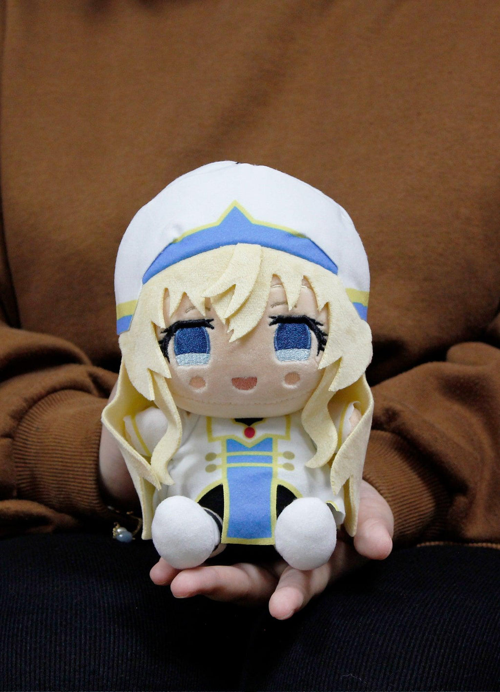 Goblin Slayer S1 - Priestess Sitting Pose Plush 7"H - Great Eastern Entertainment